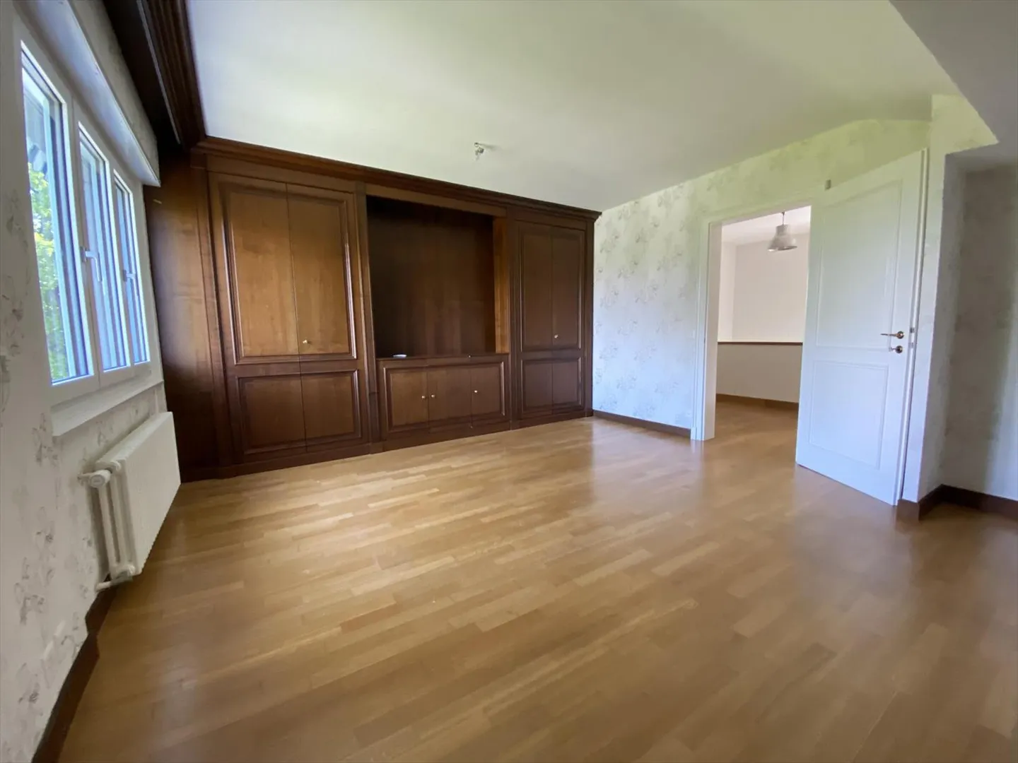 Individual Villa for Rent in Genthod - Photo 9 of 11