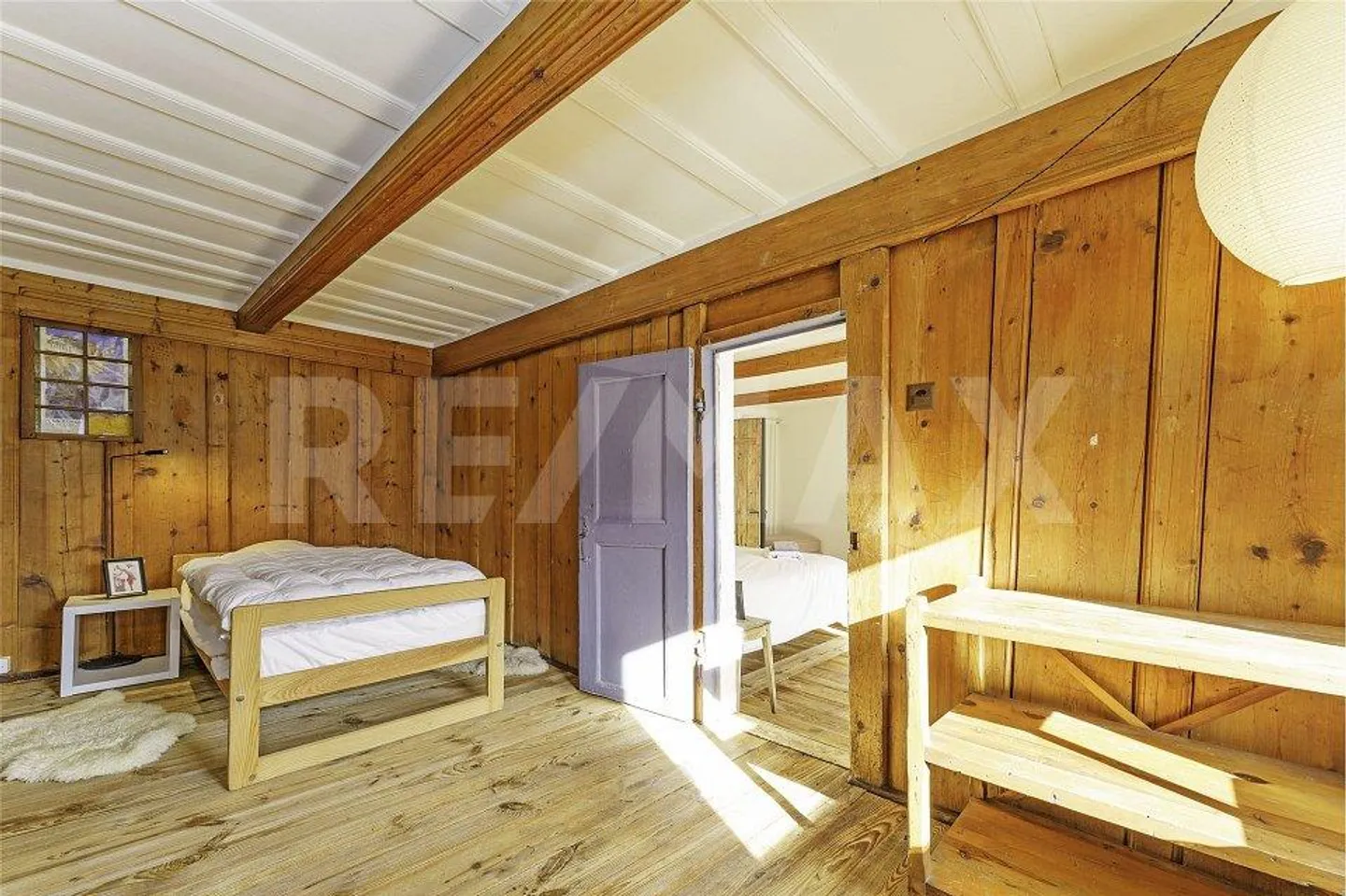 Unique property in a charming village - Photo 10 of 13