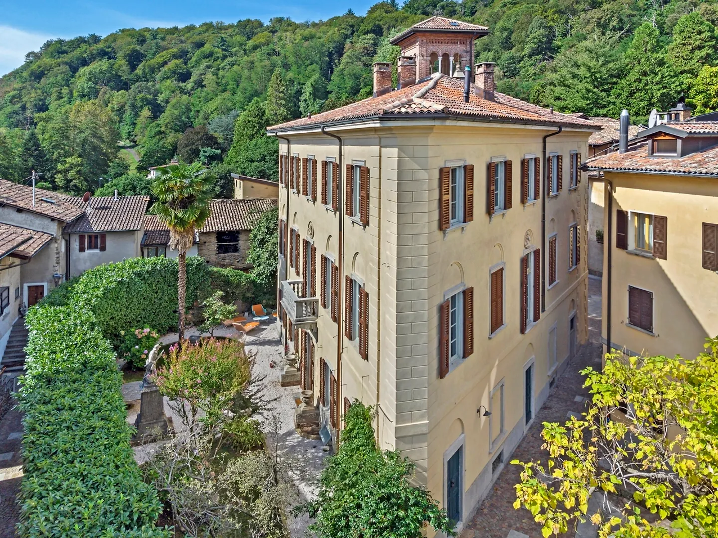Guidini Castle - Magnificent Historical Property in Collina d'Oro - Photo 4 of 16