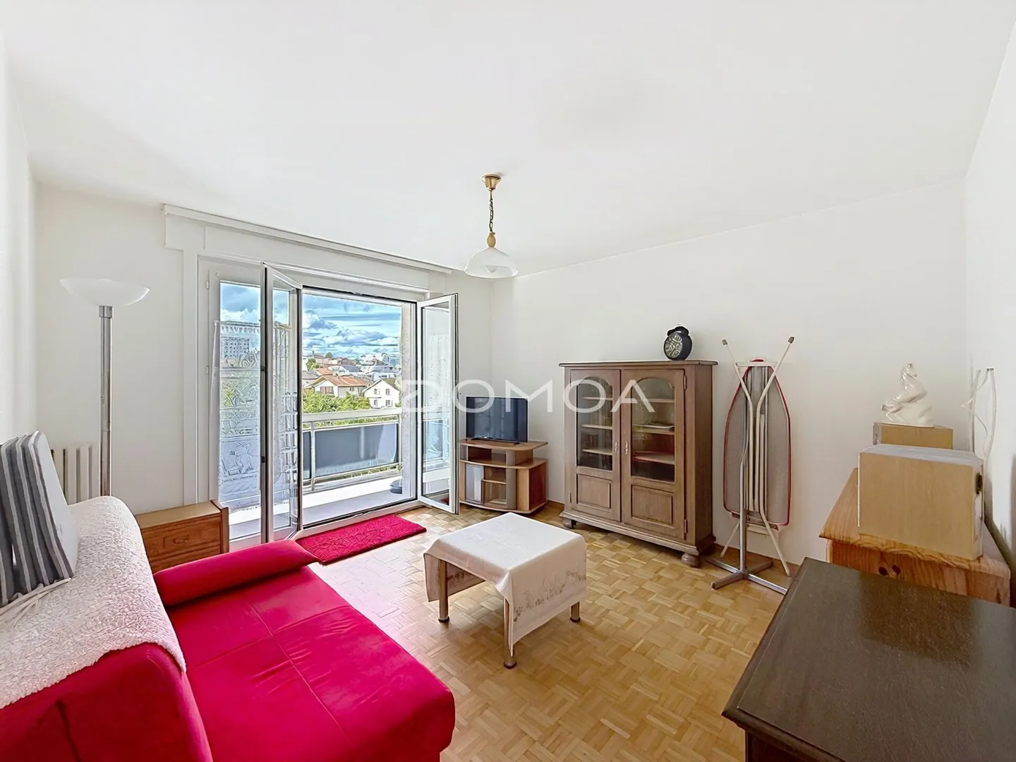 Beautiful 2.5-room apartment on the 3rd floor - Photo 2 of 10