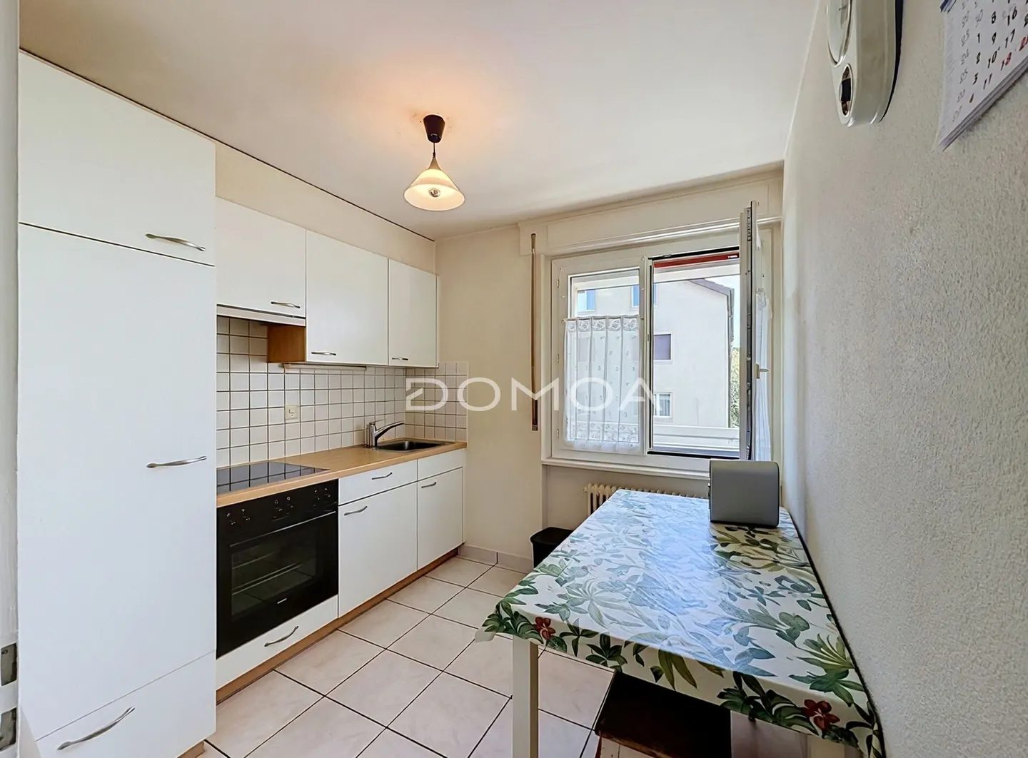 Beautiful 2.5-room apartment on the 3rd floor - Photo 5 of 10