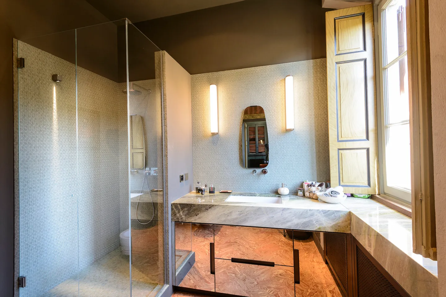 Guidini Castle - Magnificent Historical Property in Collina d'Oro - Photo 12 of 16