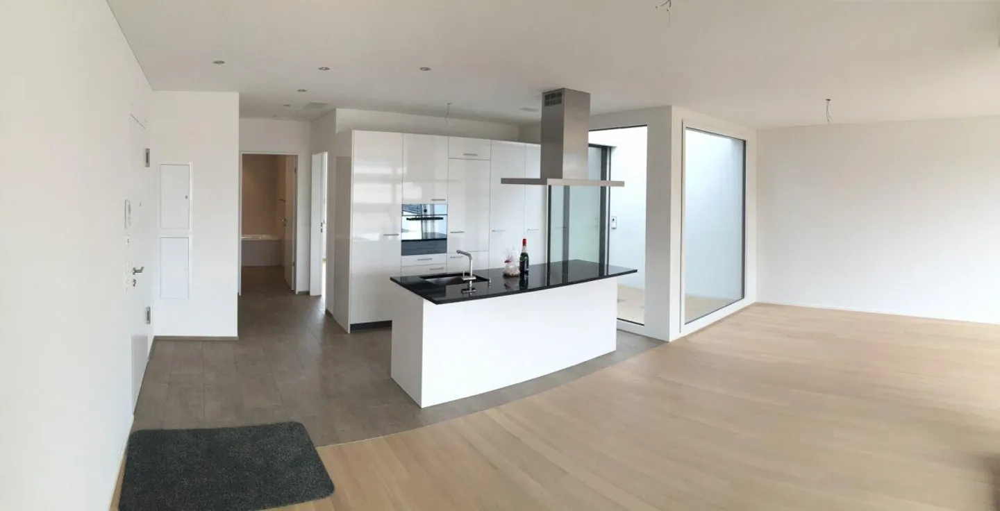 Appartamento luminoso in una proprietà moderna - Foto 2 di 5
