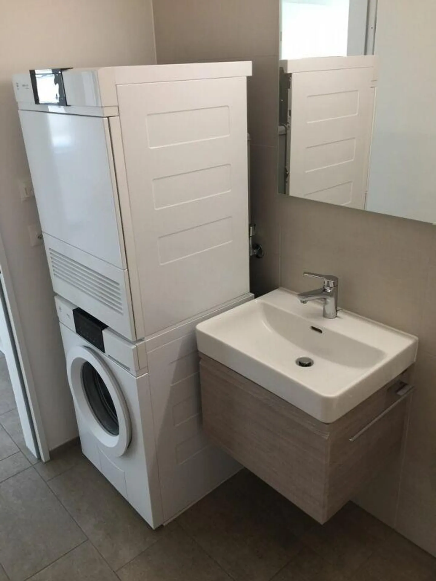 Appartamento luminoso in una proprietà moderna - Foto 4 di 5