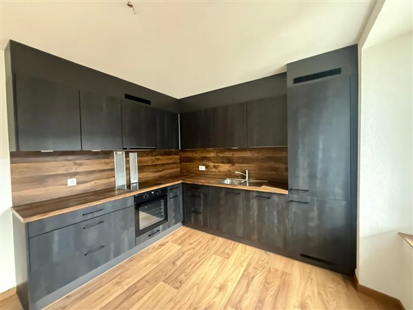 Charmante Wohnung mit Balkon - Foto 1 von 7