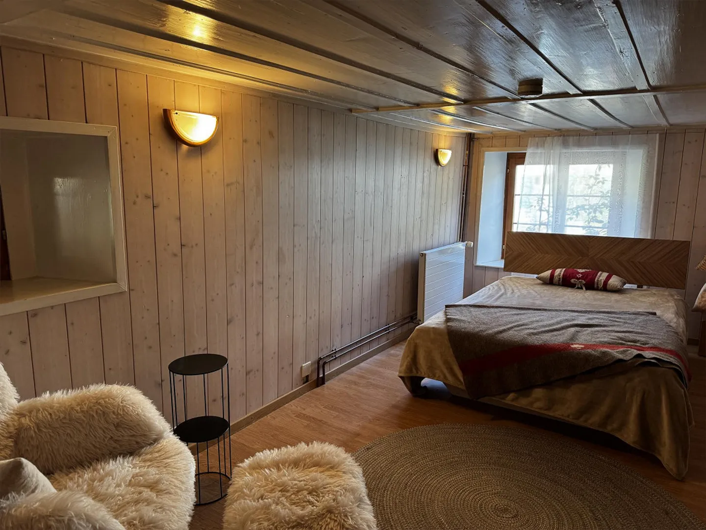 8 Room Single Family House - Photo 9 of 29