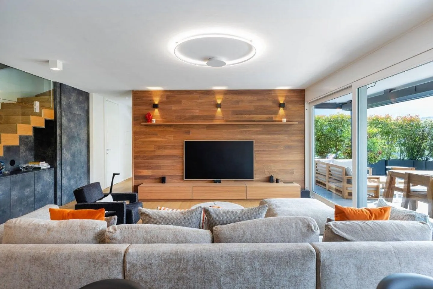 FOR SALE Manno Space, light and style: exclusive duplex of 5.5 rooms ... - Photo 4 of 13
