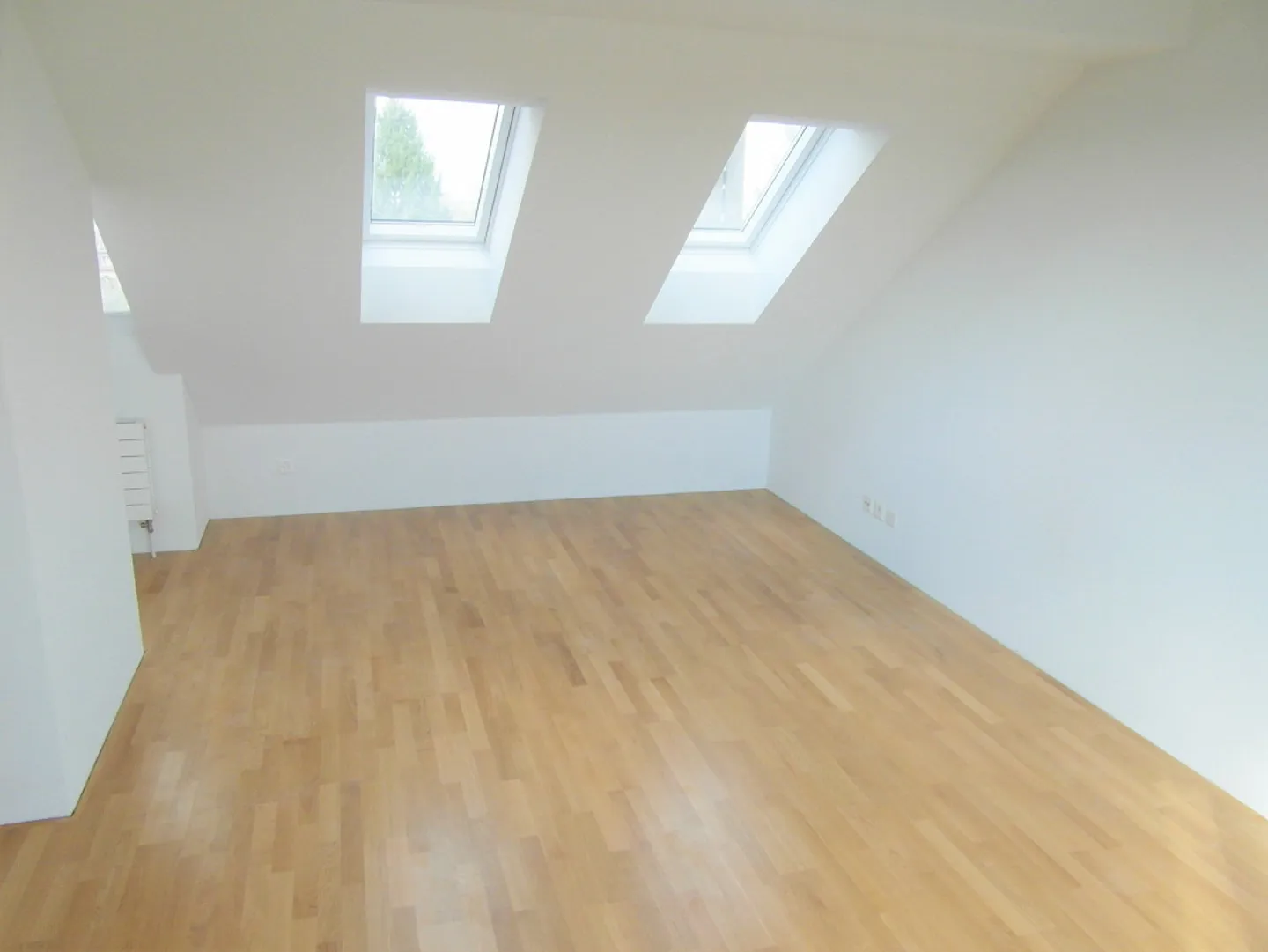 Elegante appartamento attico di 3,5 stanze con terrazza sul tetto - Foto 11 di 25