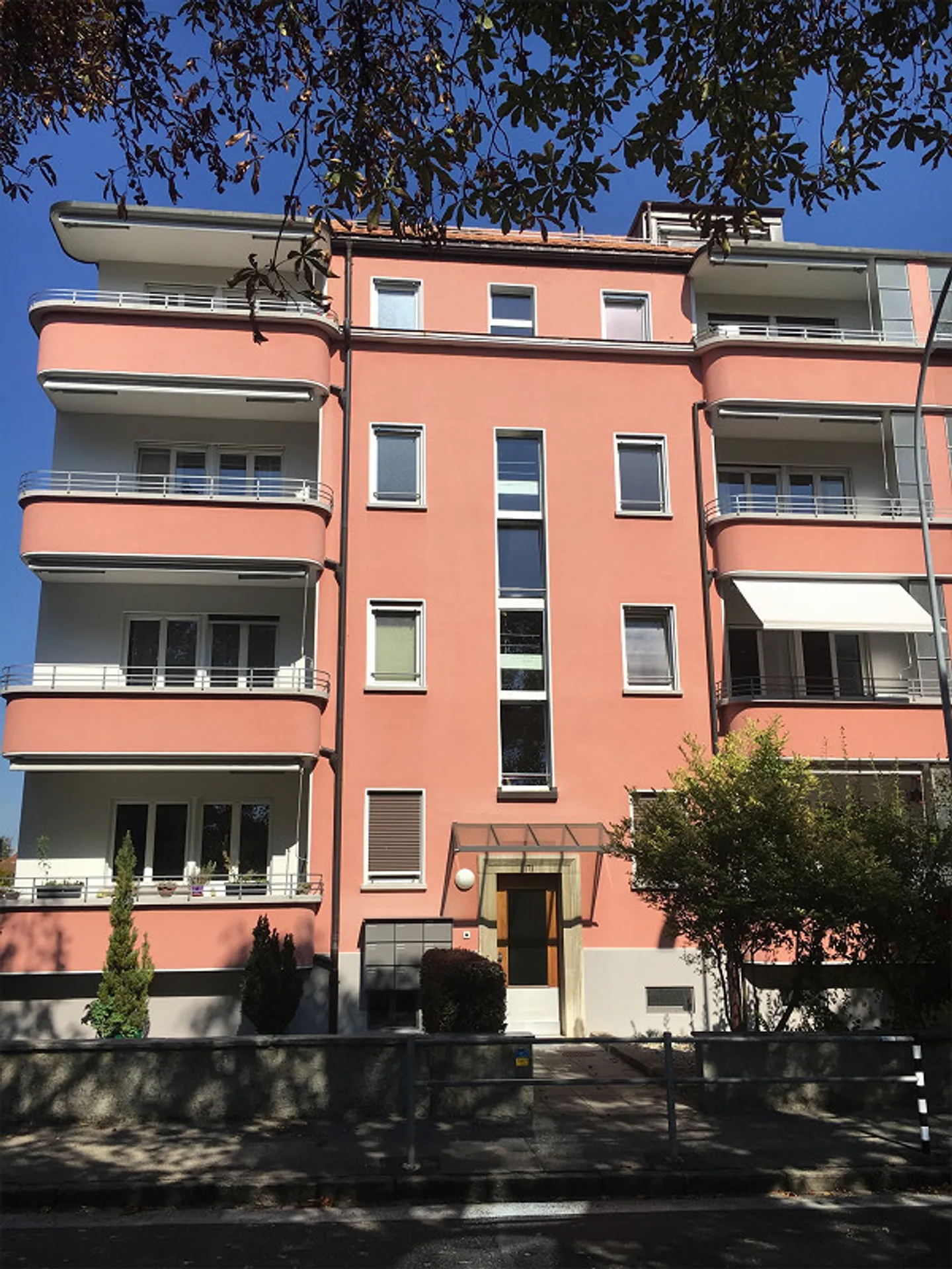 Elegante appartamento attico di 3,5 stanze con terrazza sul tetto - Foto 24 di 25