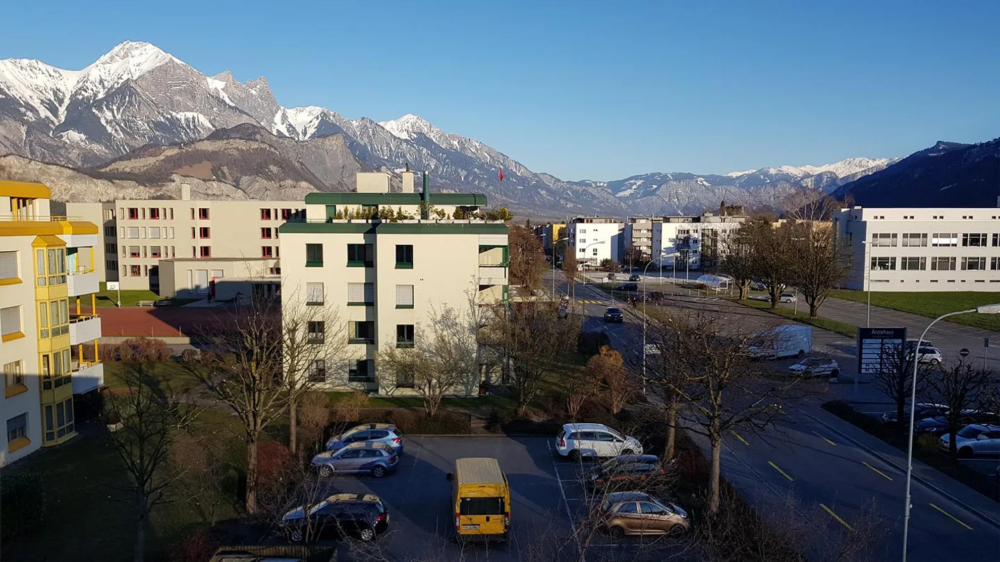 bright 3.5 room apartment centrally located - Photo 8 of 10