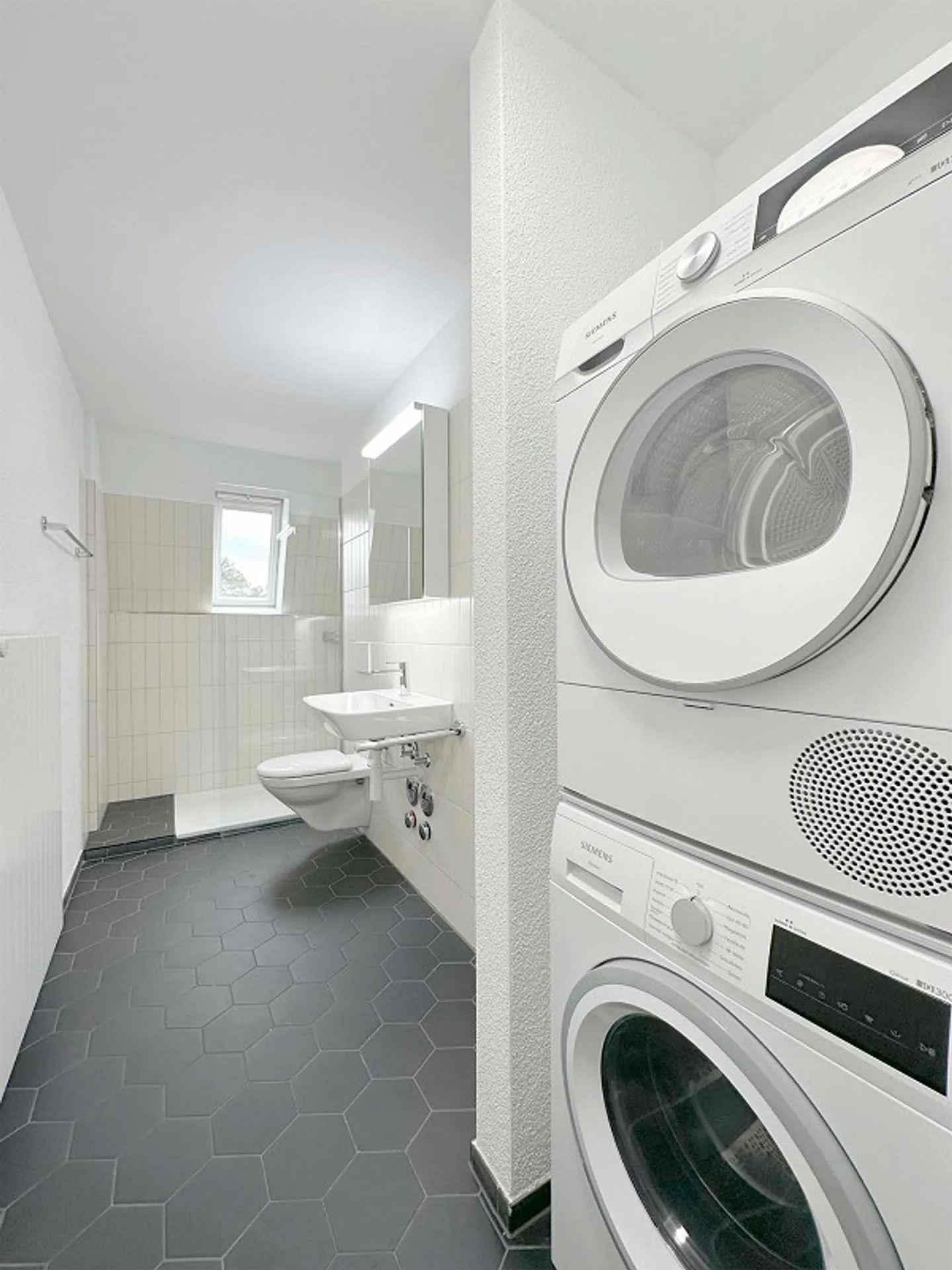 Feel-good property in Zurich Enge - freshly renovated! - Photo 10 of 11