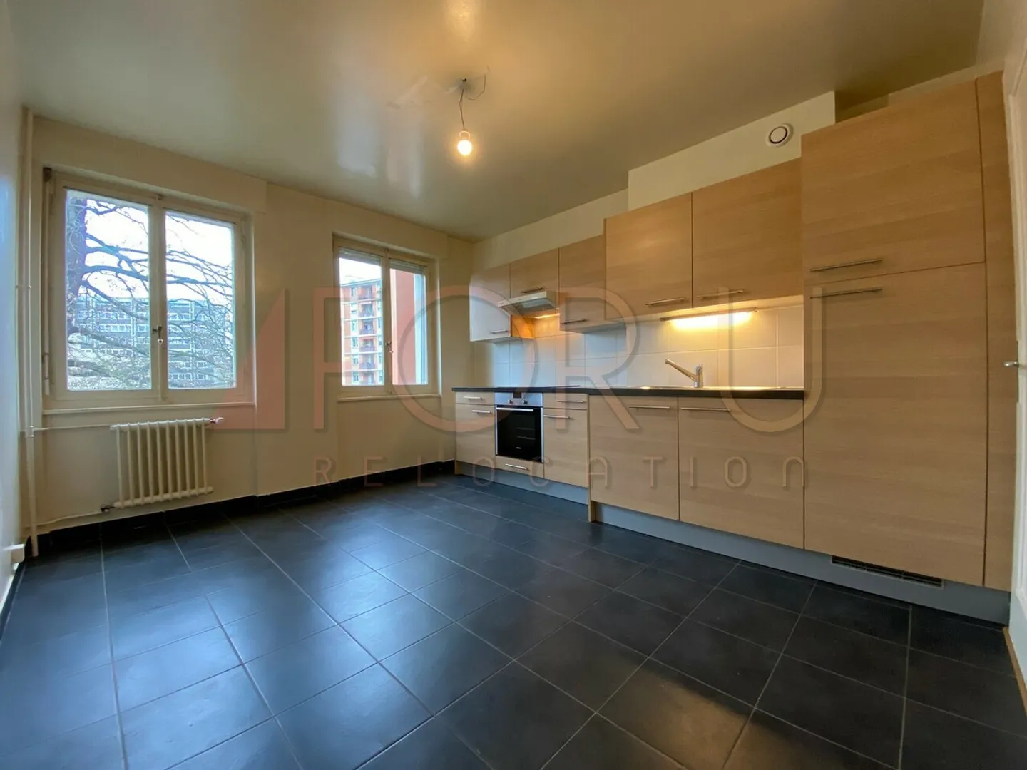 Wohnung 3.5 Zimmer renoviert mit Balkon gegenüber dem Vermont-Park - Foto 3 von 9