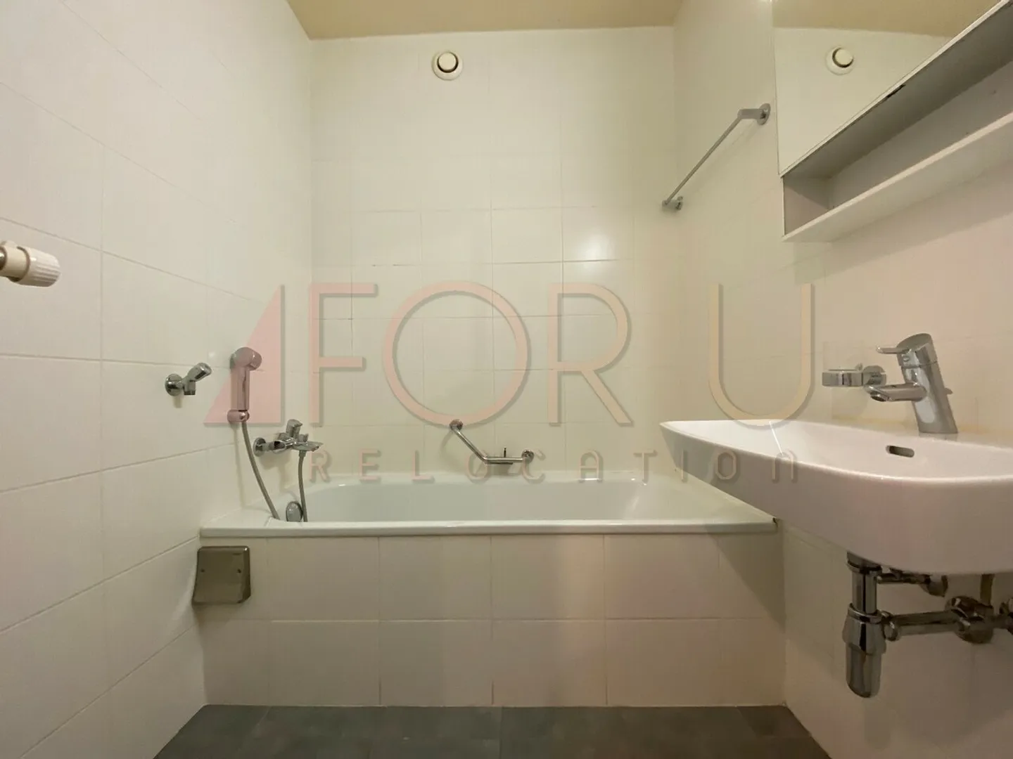 Wohnung 3.5 Zimmer renoviert mit Balkon gegenüber dem Vermont-Park - Foto 7 von 9