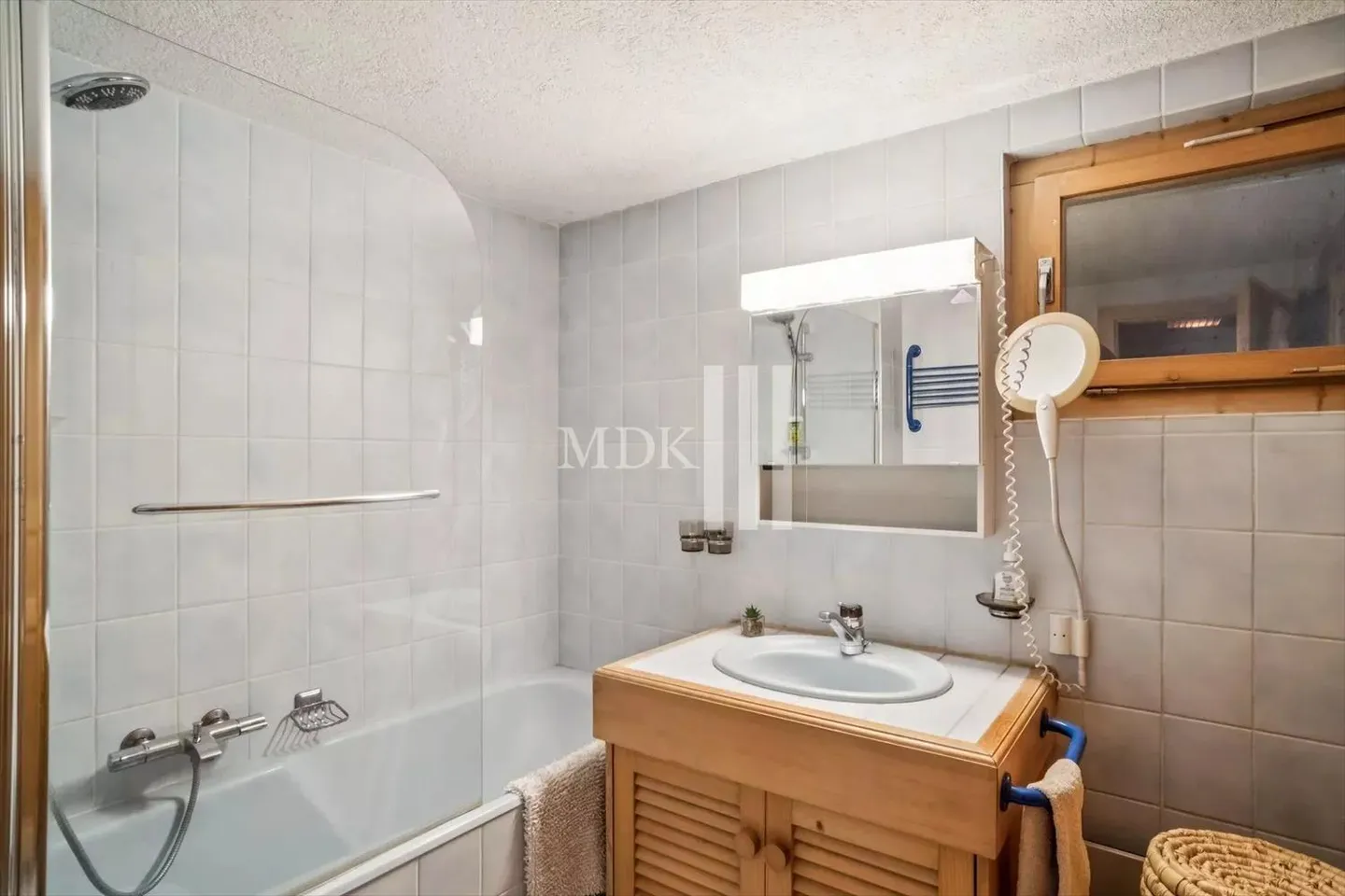 Chalet 5.5 rooms - Photo 5 of 13