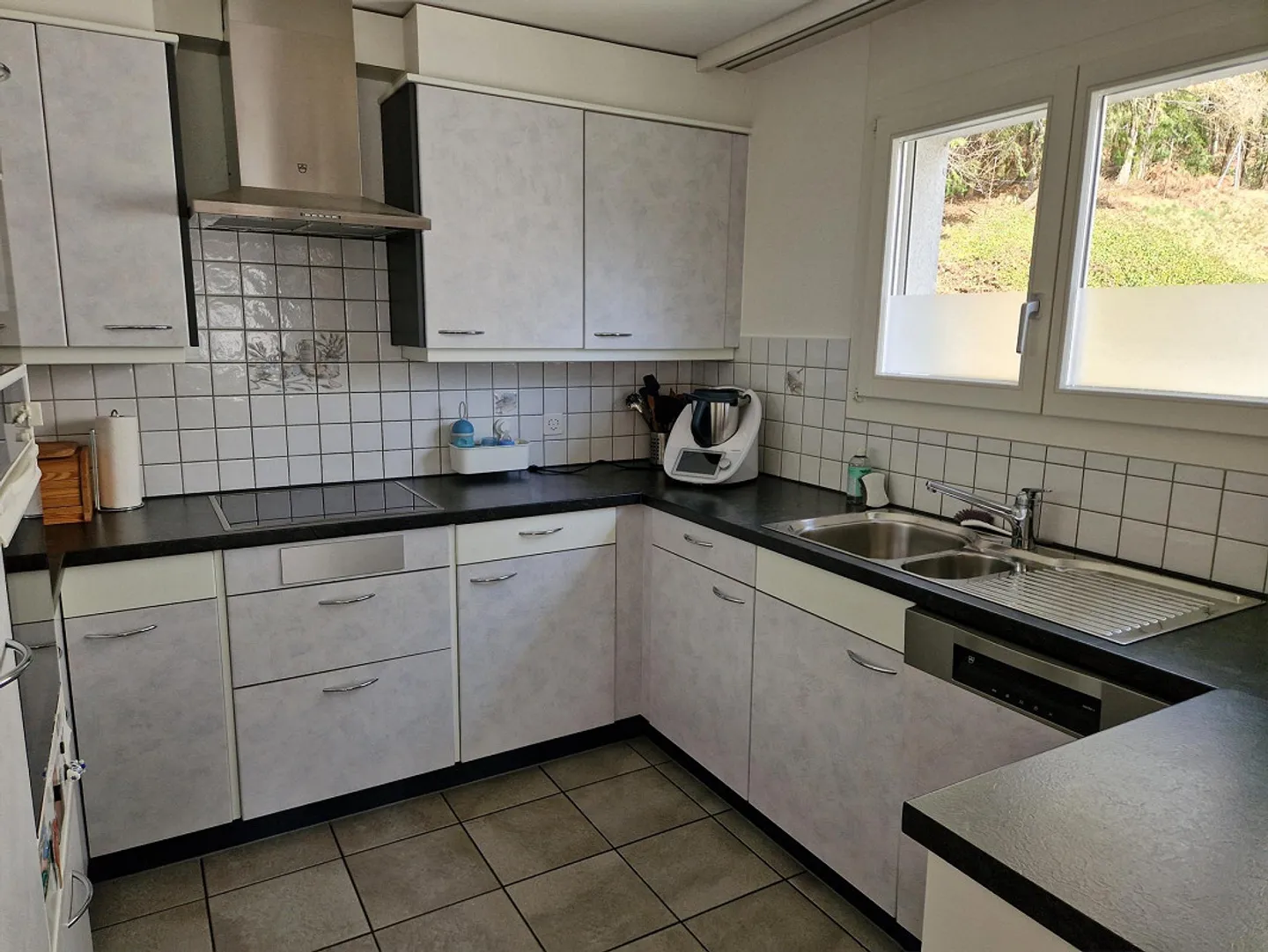 Helle Wohnung mit Bergblick - Foto 4 von 11