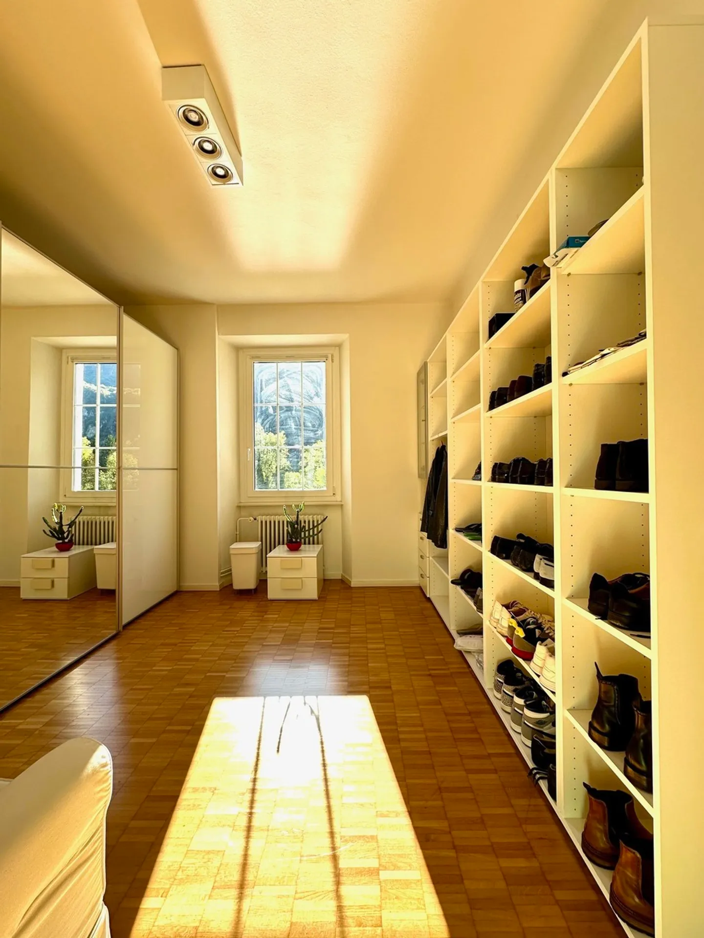 Exclusive villa in Riviera, just 10 minutes from Bellinzona - Photo 12 of 15