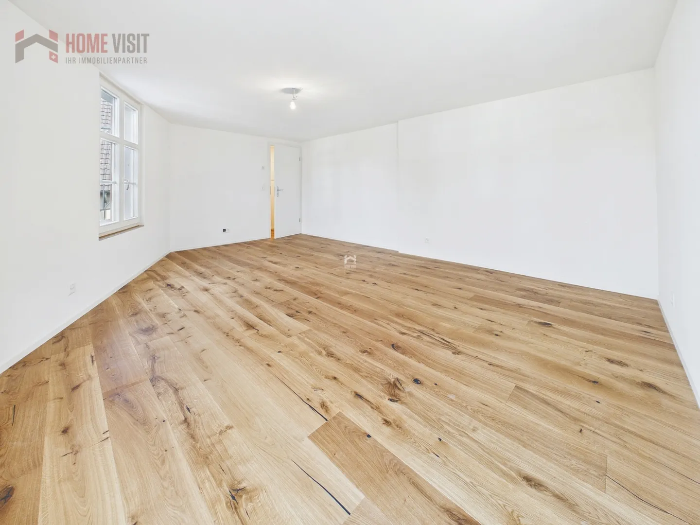 Charming 2.5-Room Apartment - Photo 9 of 10