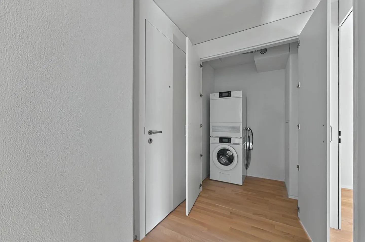 Moderne 4.5-Zimmerwohnung mit Balkon - Foto 6 von 10