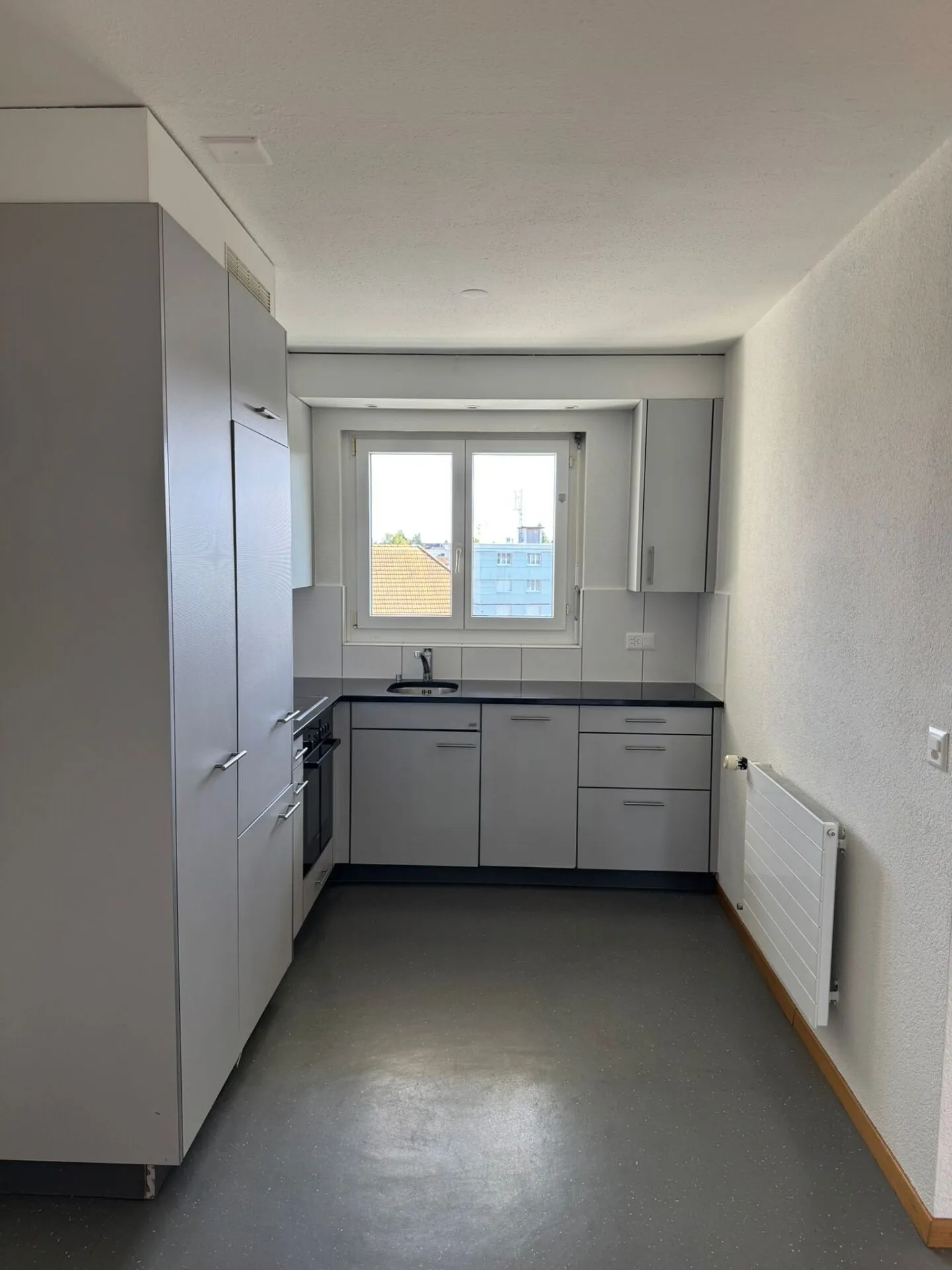 Apartment for rent - Photo 6 of 10