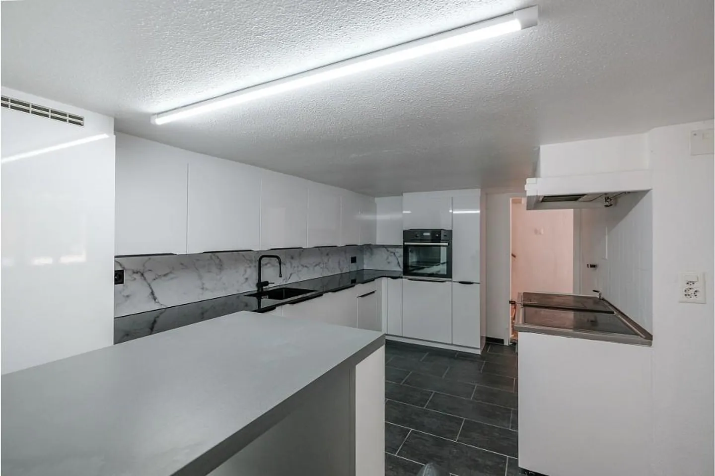 Affascinante casa unifamiliare ristrutturata di 4,5 locali con estensione... - Foto 5 di 13
