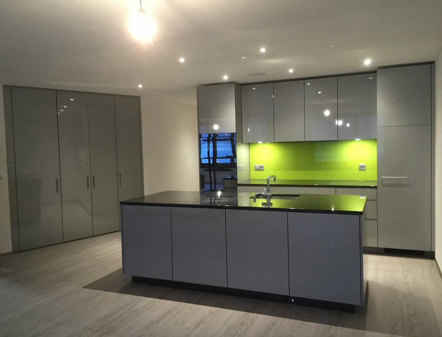 Attractive 4.5 Room Apartment 4th Floor - Photo 1 of 15