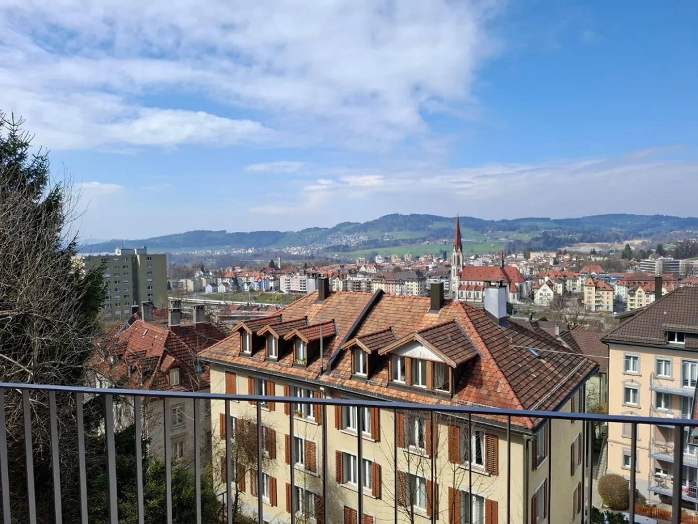 Appartement au rez-de-chaussée de 2 1/2 pièces - Photo 4 sur 13