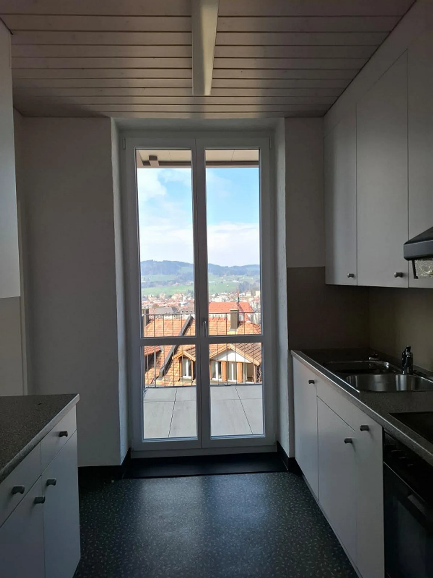 Appartement au rez-de-chaussée de 2 1/2 pièces - Photo 7 sur 13