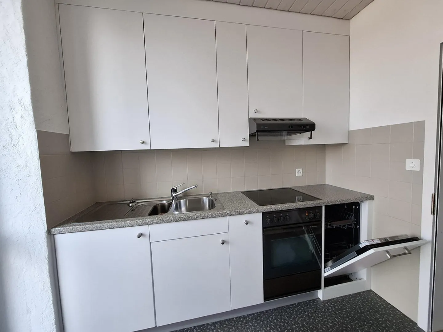 Appartement au rez-de-chaussée de 2 1/2 pièces - Photo 8 sur 13