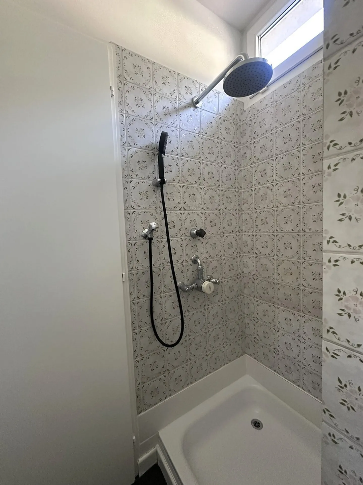 3 ½ pièces avec vue sur le lac à Muralto - Photo 18 sur 21