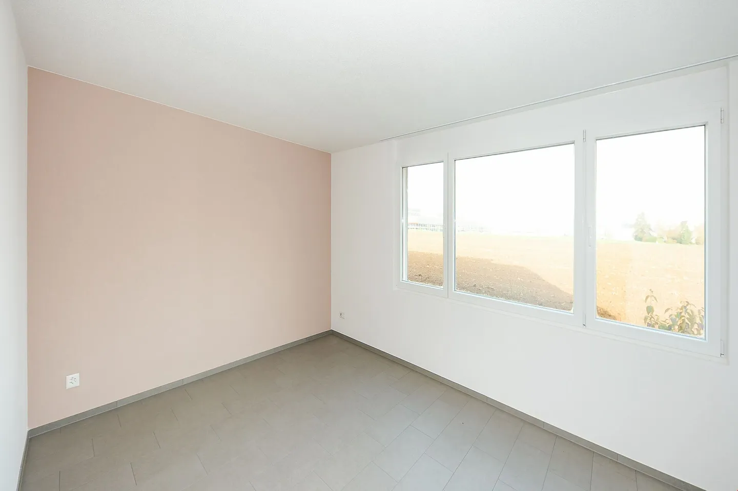 Appartamento moderno di 3,5 locali al piano terra con 110 m² di superficie abitabile - Foto 8 di 10