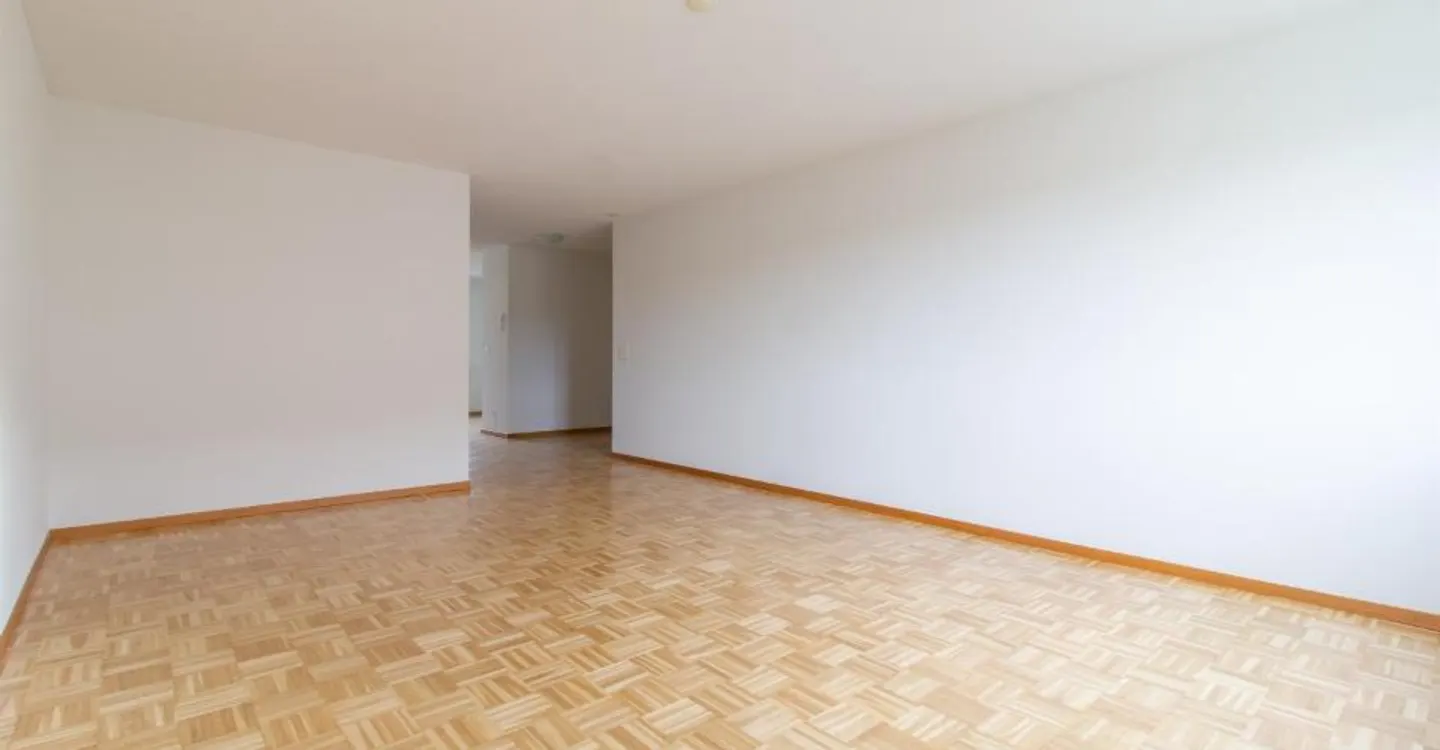 Heimelige Dachwohnung - Foto 4 von 5