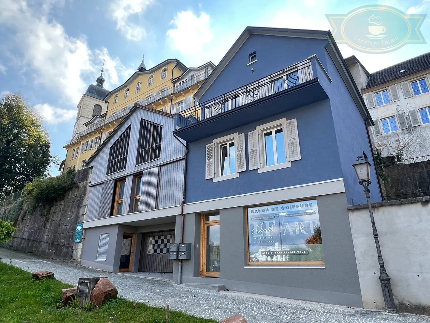 Renovated income property in the center of Porrentruy - Photo 1 of 11