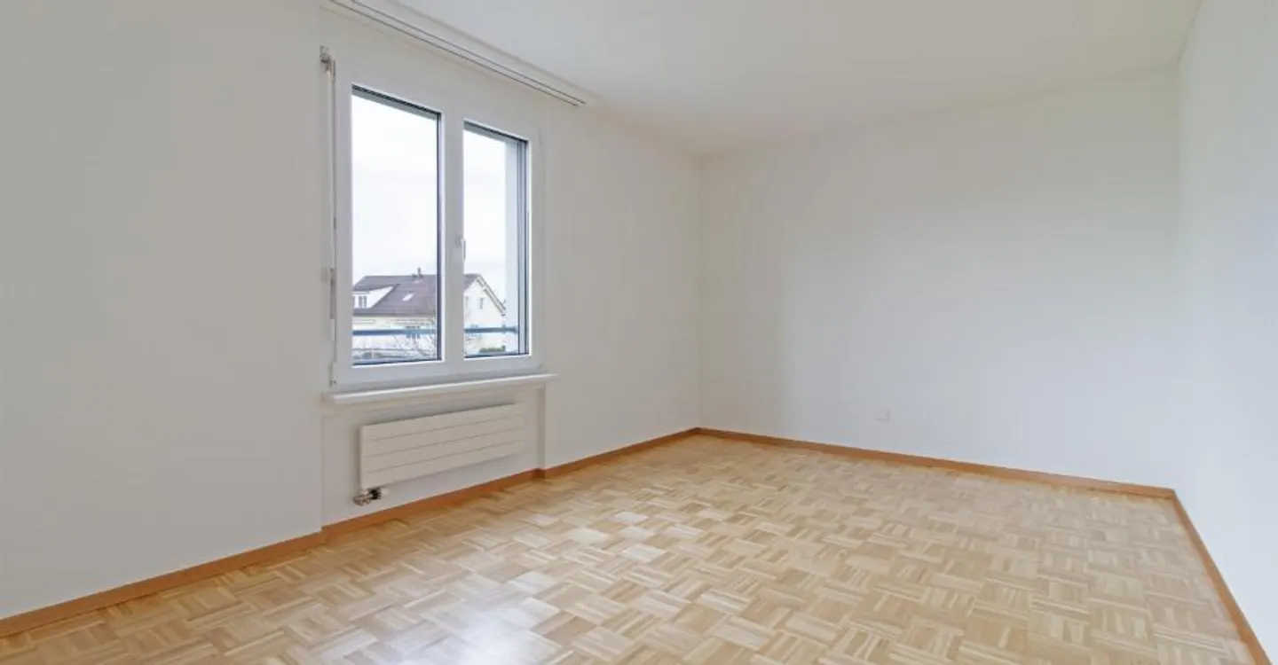 Heimelige Dachwohnung - Foto 5 von 5