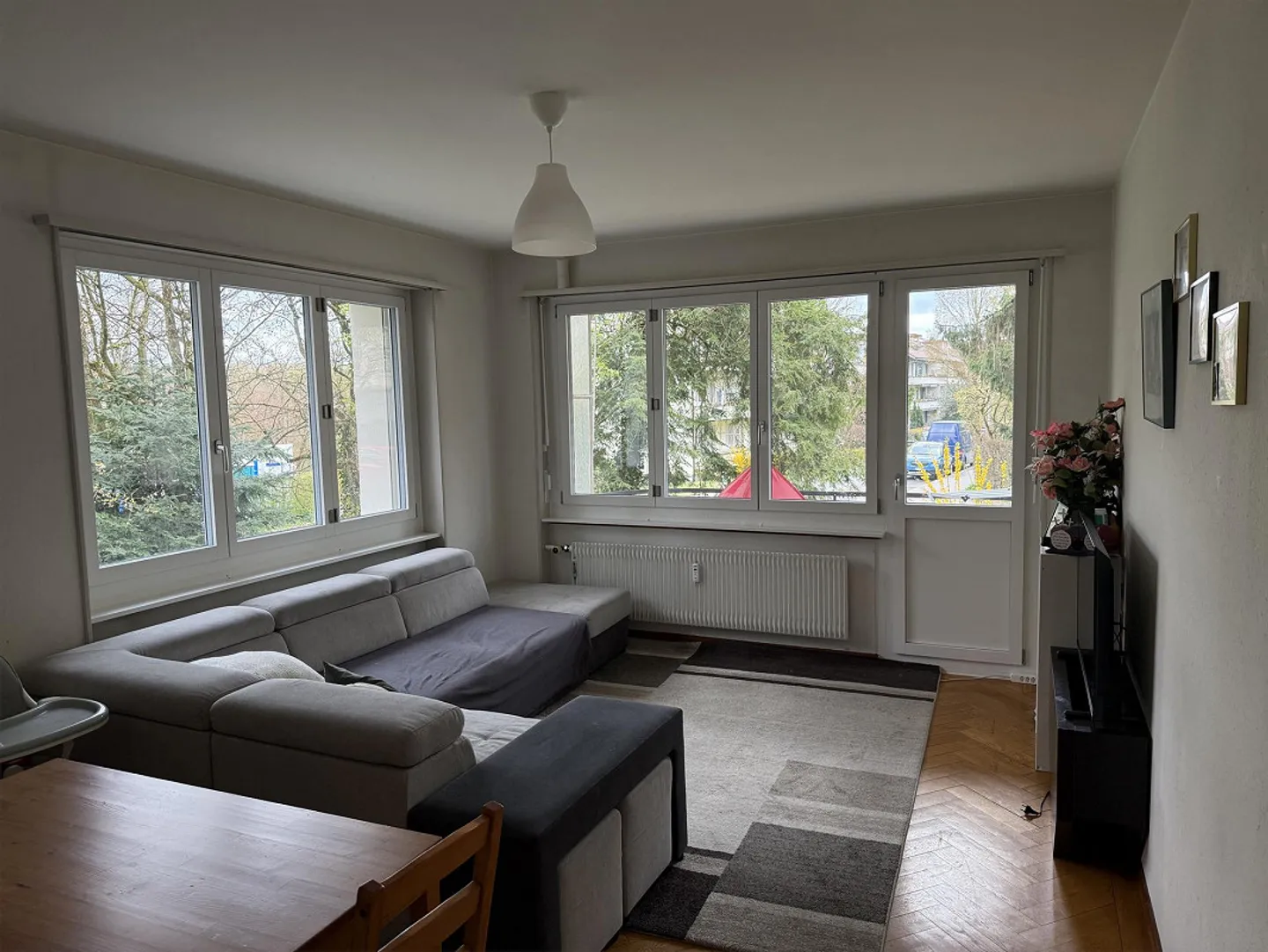 Bell'appartamento di 3.0 stanze - Foto 2 di 5