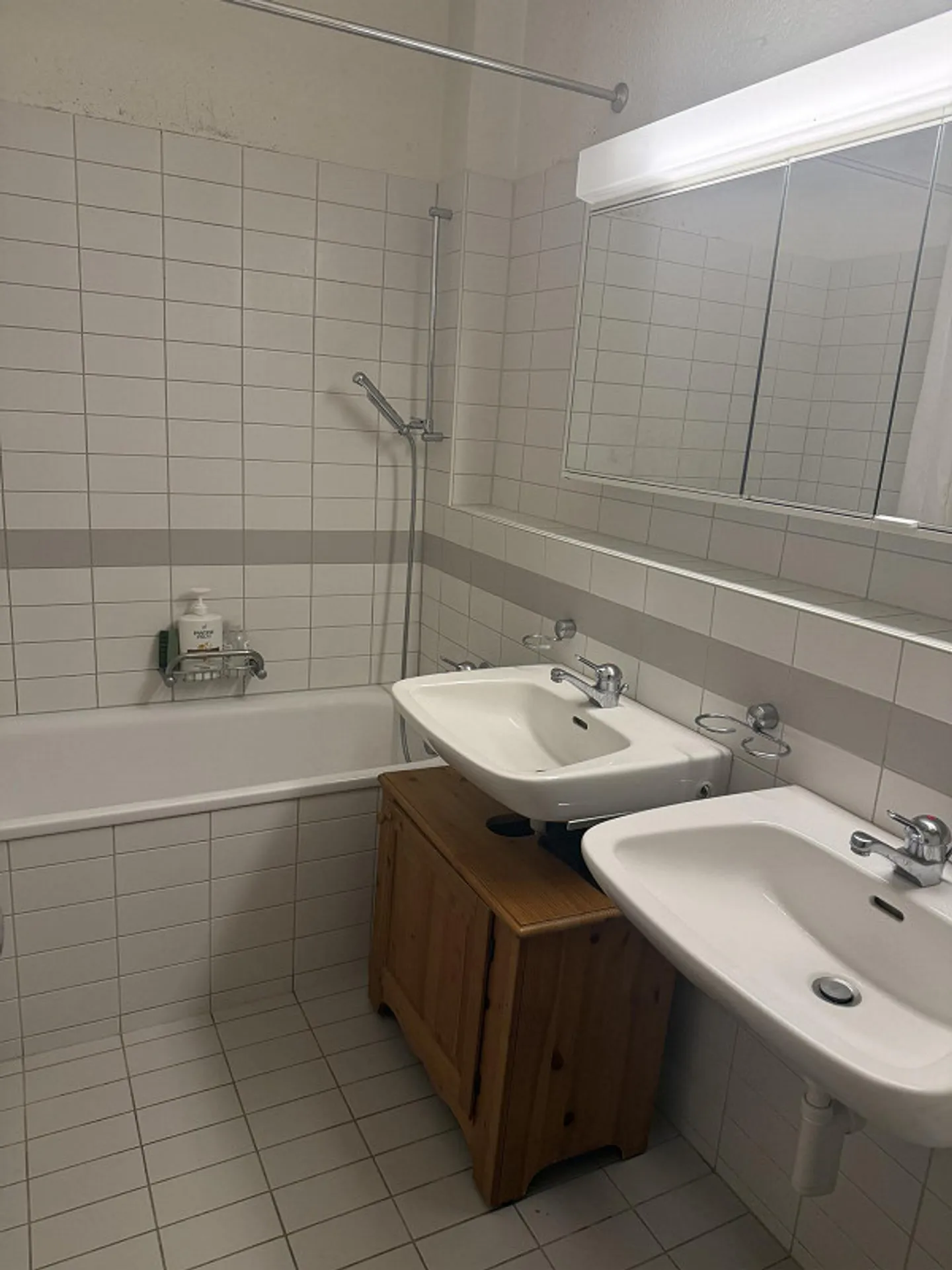 Bell'appartamento di 3.0 stanze - Foto 4 di 5