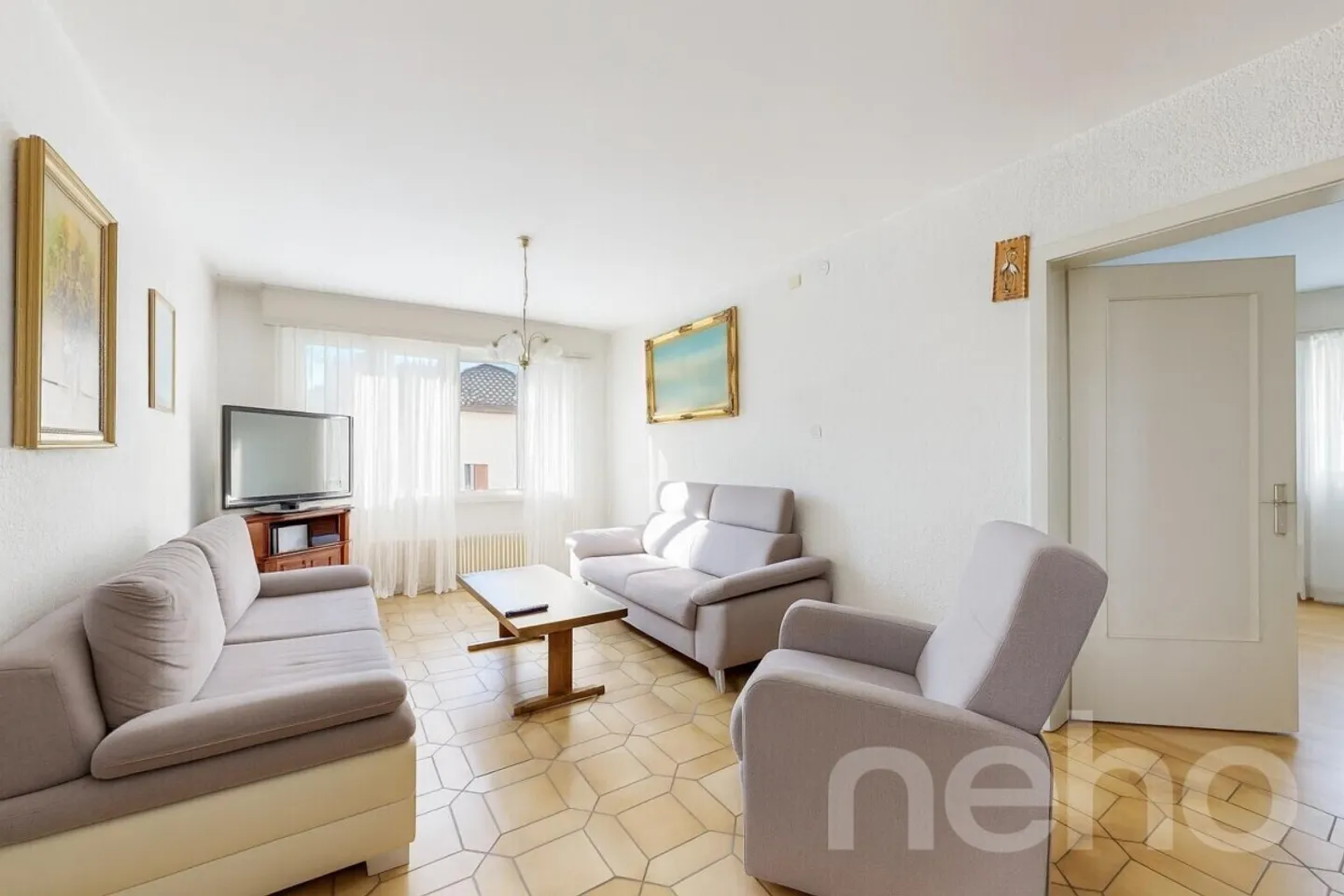 3,5-Zimmer-Wohnung mit separatem Schlafzimmer - Foto 3 von 12