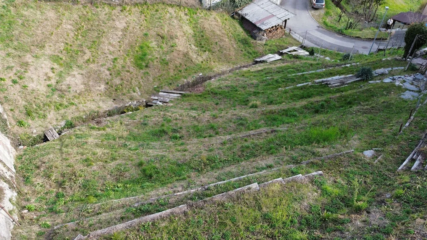 Deux terrains constructibles avec vue sur le lac à Gordola - rare opportunité avec projet approuvé (LPT) - Photo 7 sur 11