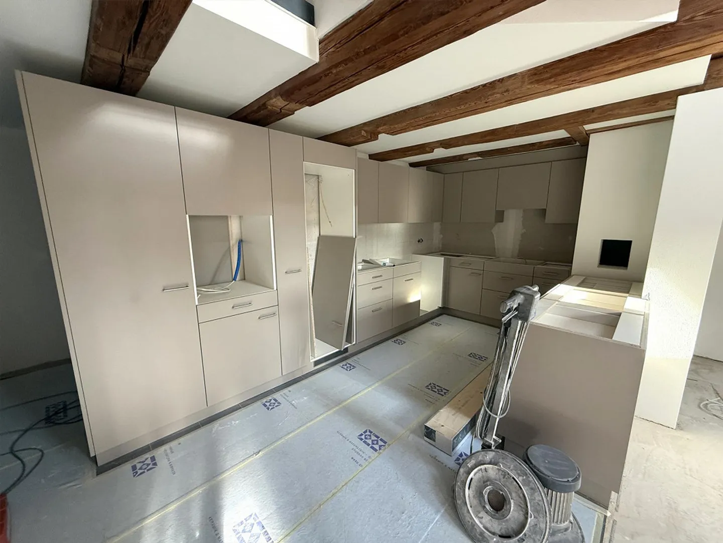 Ampio e accogliente appartamento duplex di 4,5 stanze (prima locazione) - Foto 1 di 12