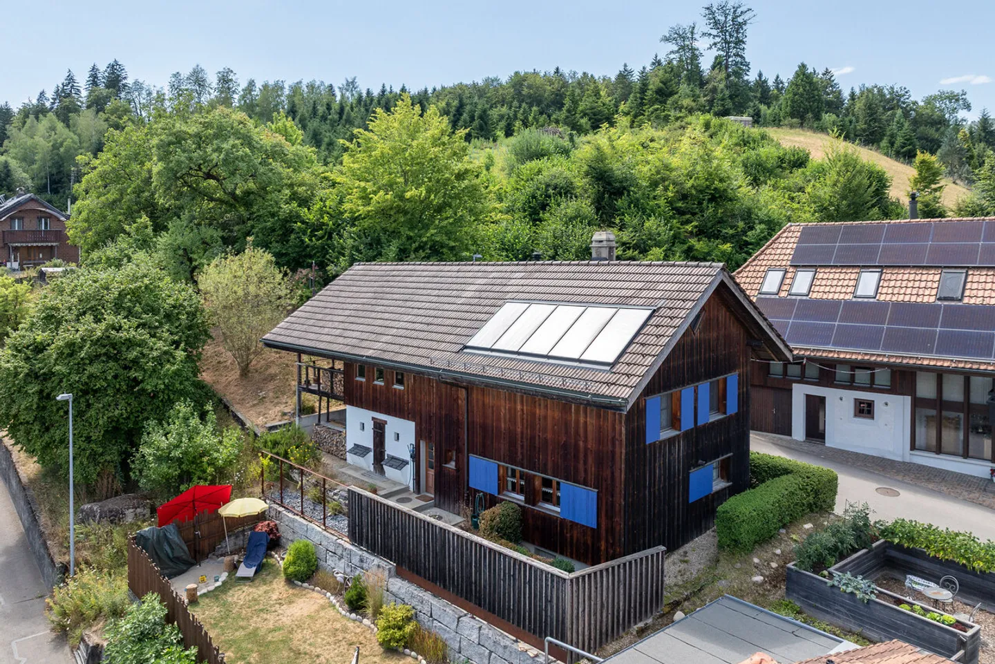 Charmantes historisches Haus mit Bauland - Foto 1 von 17