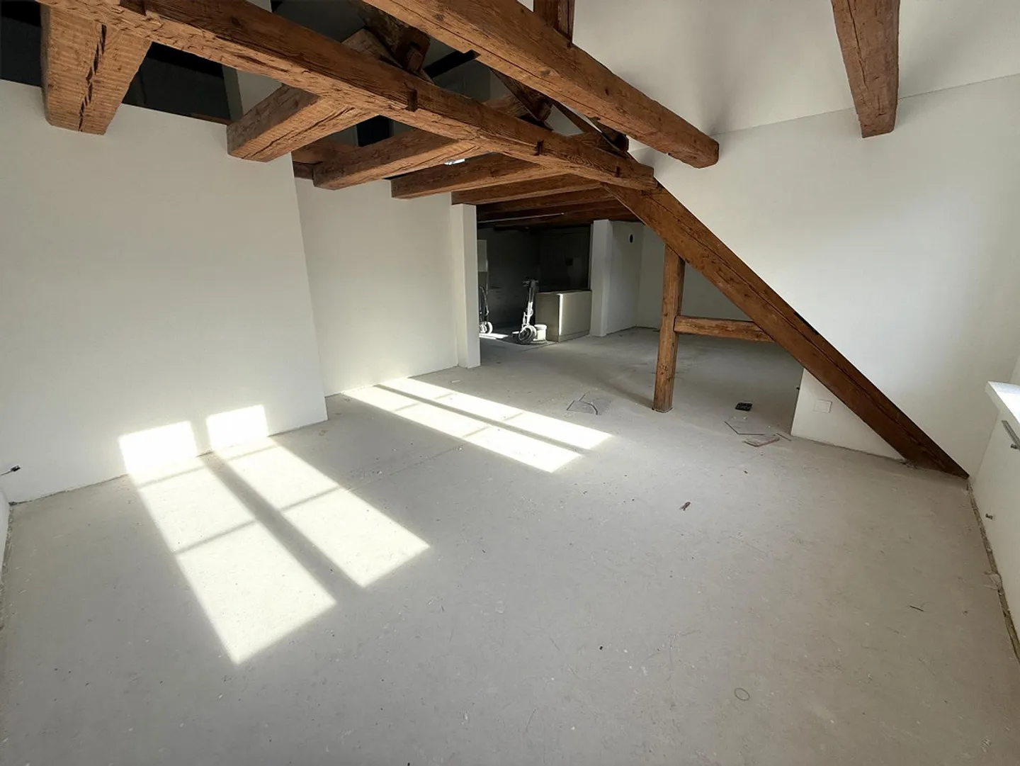 Ampio e accogliente appartamento duplex di 4,5 stanze (prima locazione) - Foto 3 di 12