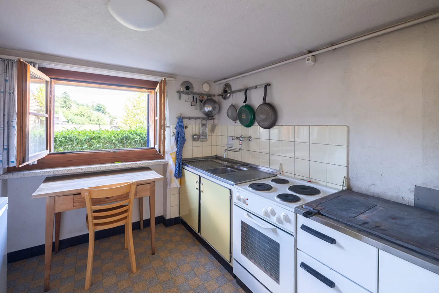 Charmantes historisches Haus mit Bauland - Foto 5 von 17
