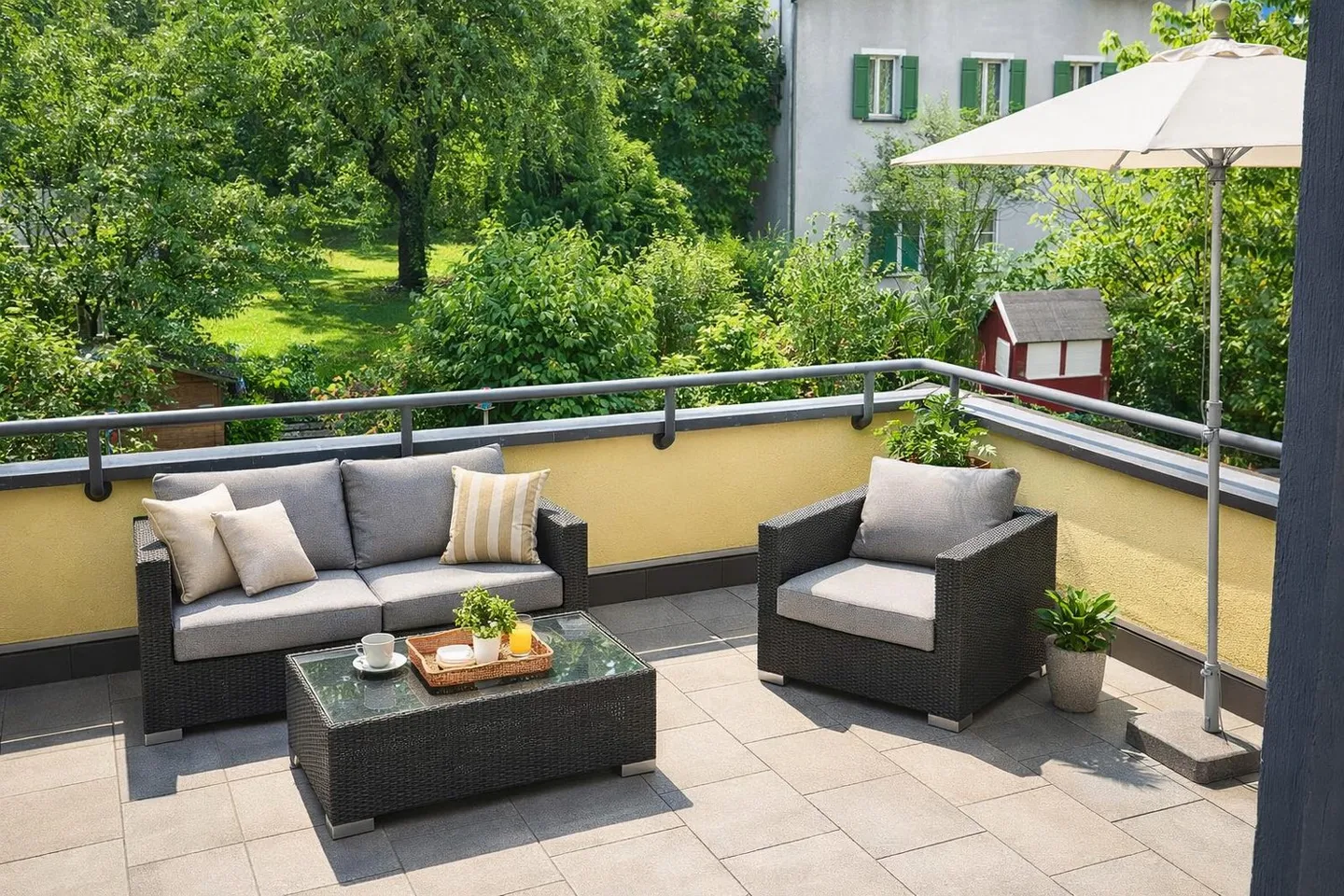 Well-maintained multi-family house with 3 apartments in Kreuzlingen - Photo 11 of 15