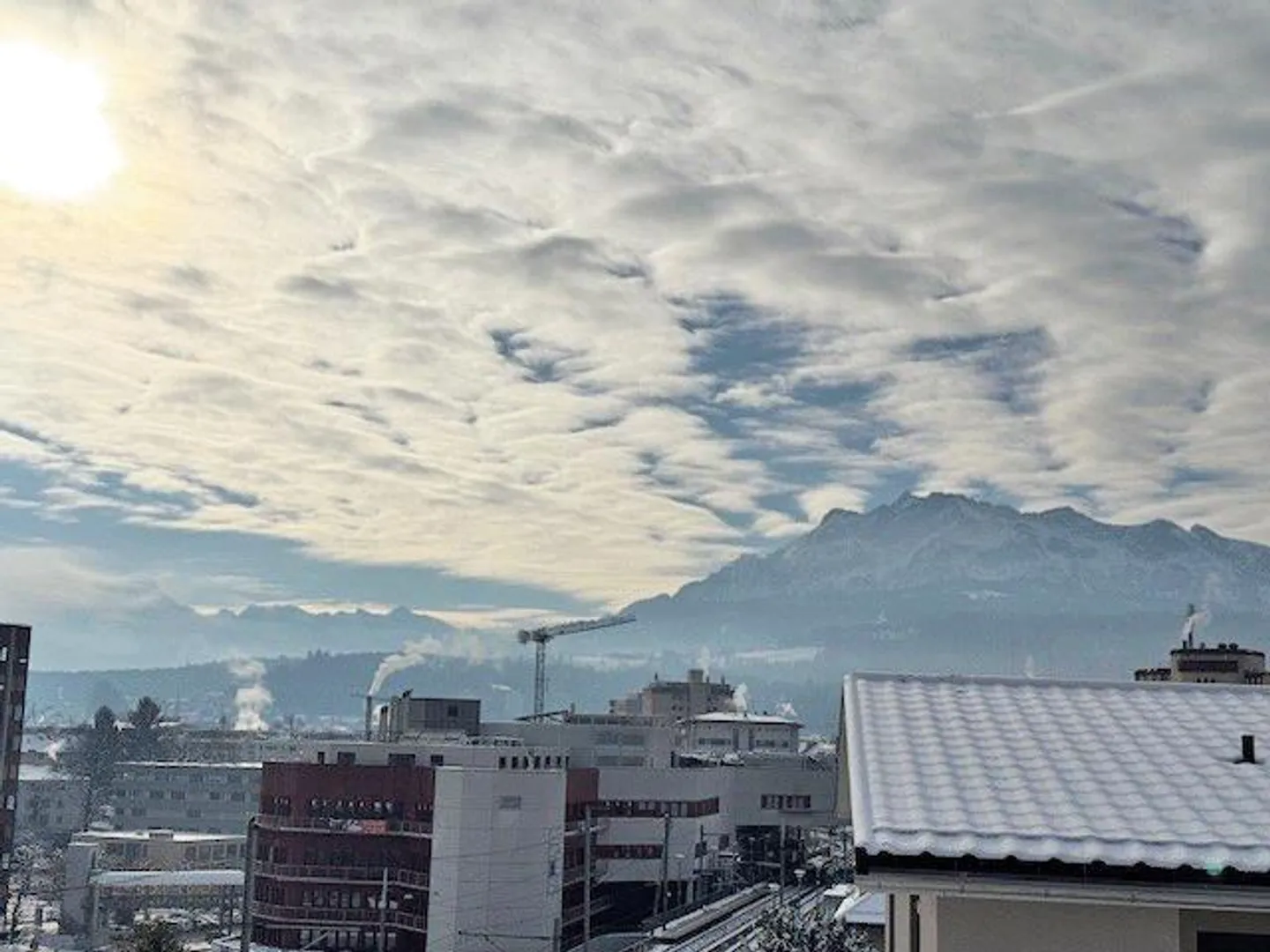 FIRST OCCUPANCY ... new - modern - central - Photo 8 of 12