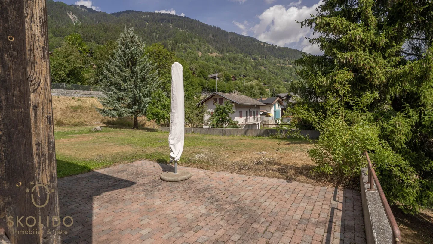 Appartamento di 4,5 stanze a Fiesch con una terrazza mozzafiato - Foto 11 di 15