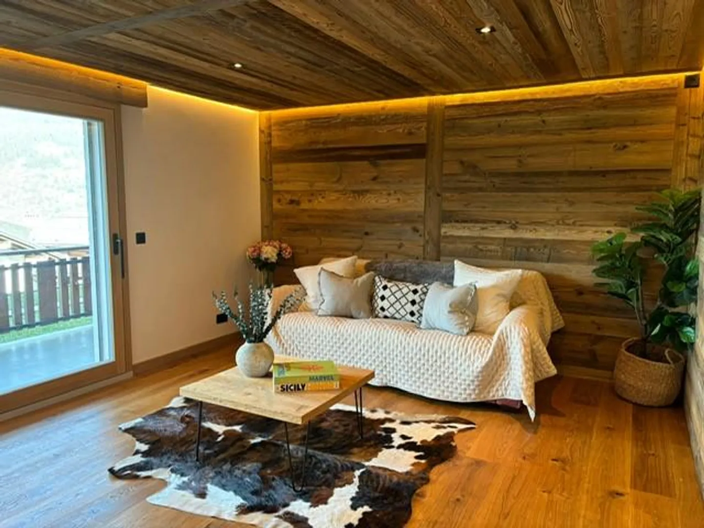 Neu renovierte 3,5 Zimmer - Foto 2 von 10