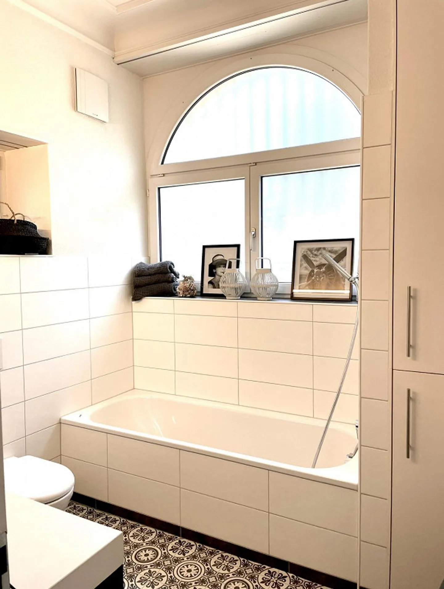 Appartement luxueux au Zürichberg avec vue sur le lac - Photo 2 sur 13