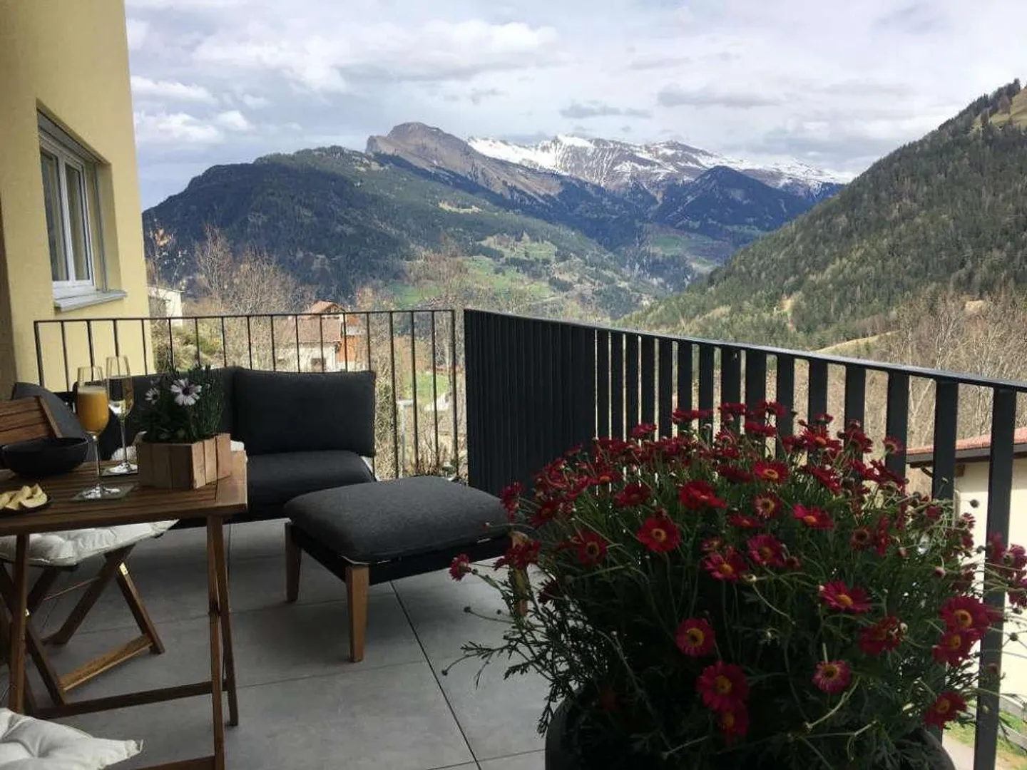 Belle première appartement spacieux avec vue - Photo 5 sur 21