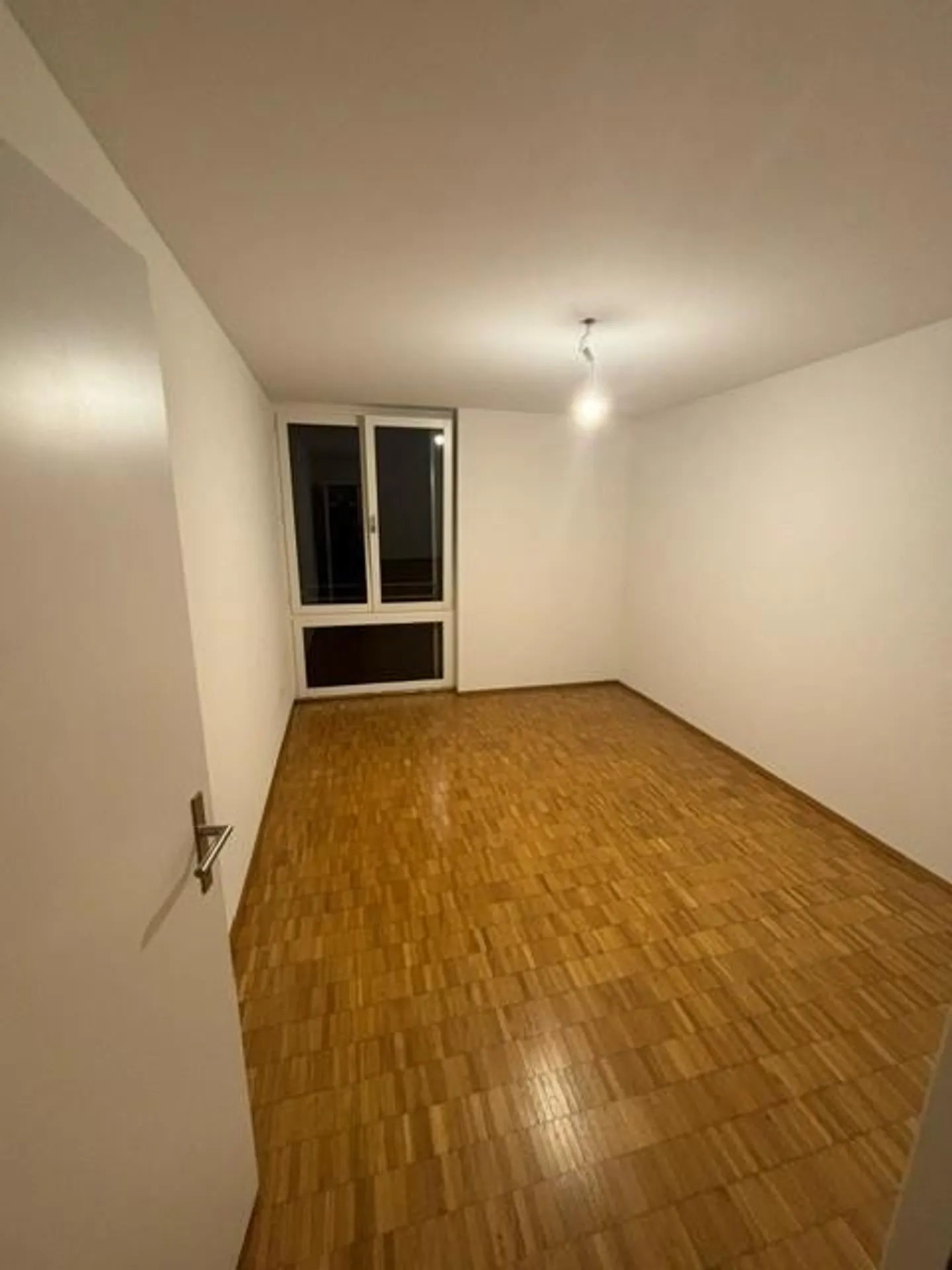 Spacious 3.5 room apartment for rent in Igis! - Photo 2 of 7