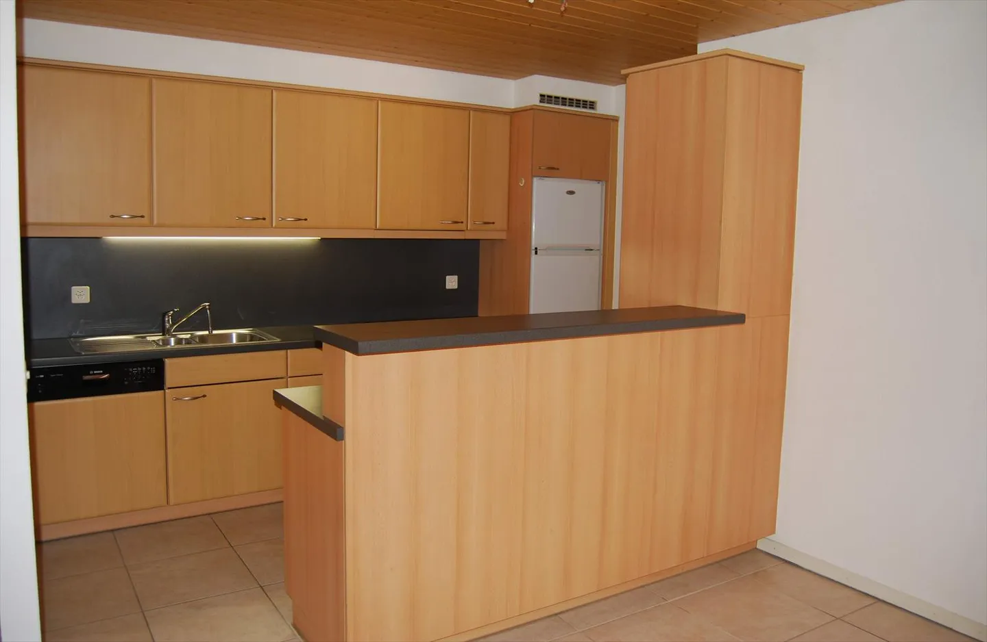 Immeuble résidentiel 20.5 pièces - Photo 10 sur 15