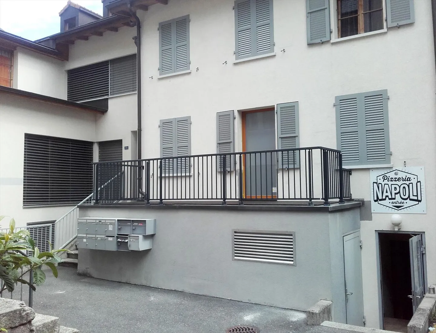 Immeuble résidentiel 20.5 pièces - Photo 14 sur 15